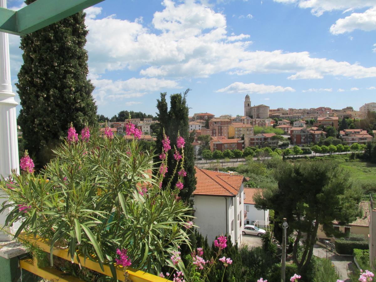 Hotel Conchiglia Verde Sirolo Exterior photo