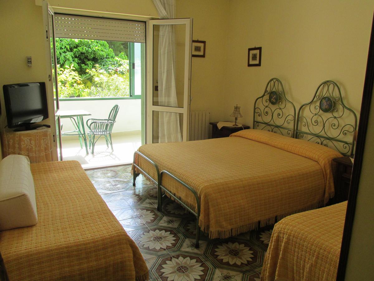 Hotel Conchiglia Verde Sirolo Exterior photo